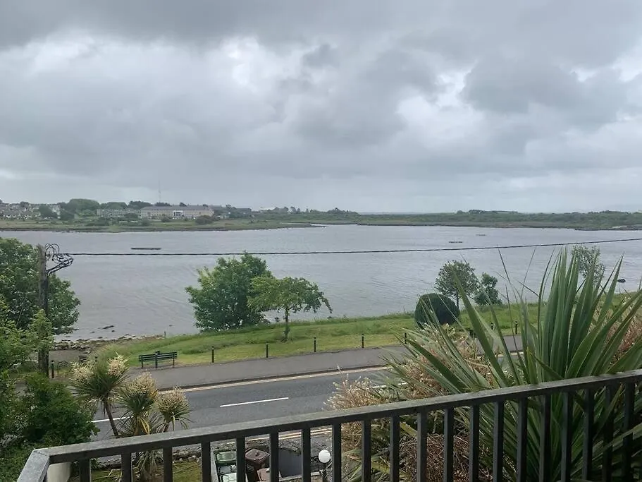 Lough Atalia View Apartment Galway